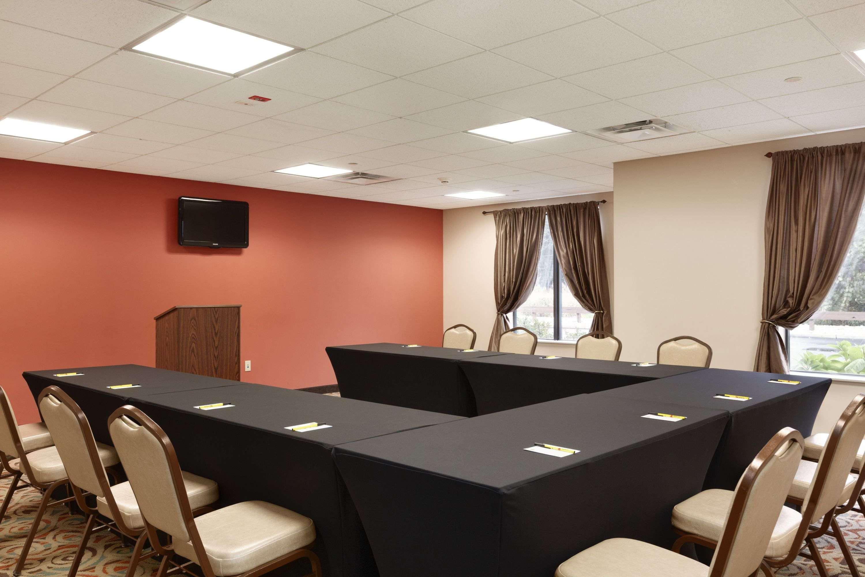 Super 8 by Wyndham Pennsville/Wilmington Eksteriør bilde